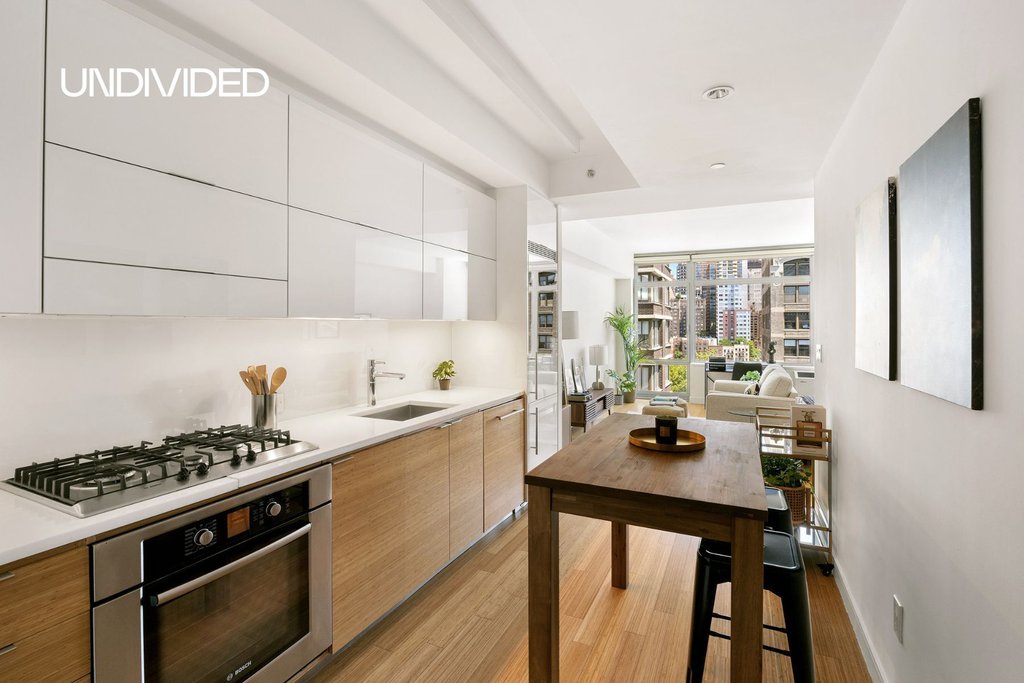 303 East 33rd Street, Unit 11B photo 4