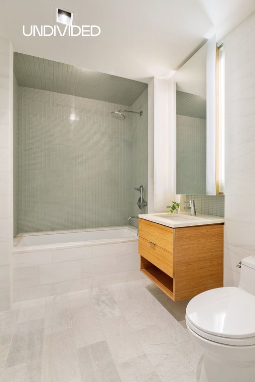 303 East 33rd Street, Unit 11B photo 5