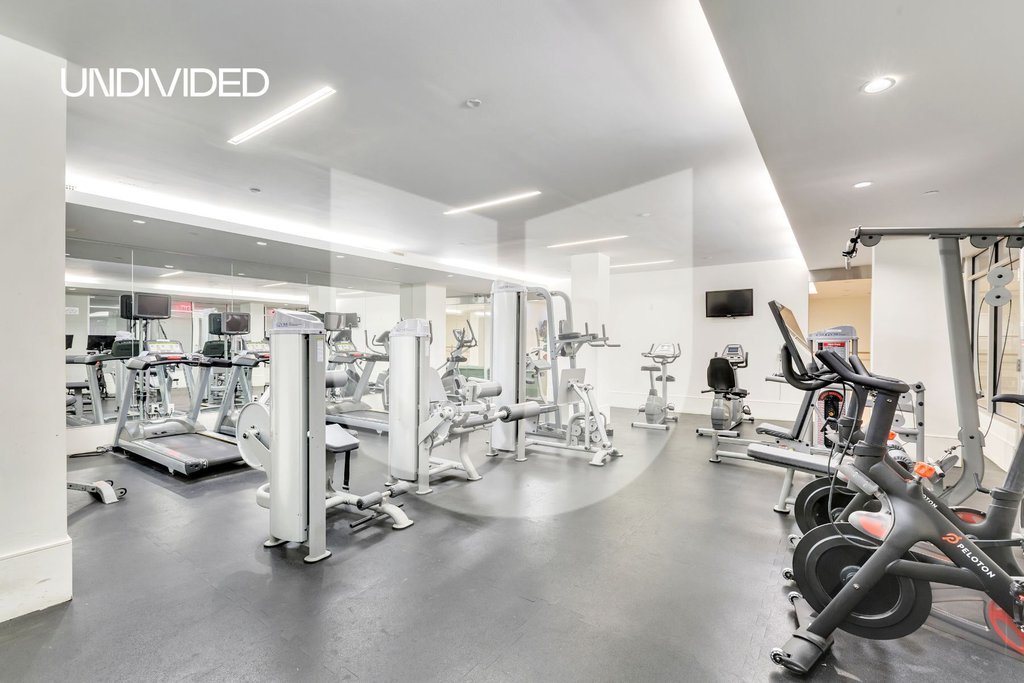 303 East 33rd Street, Unit 11B photo 7