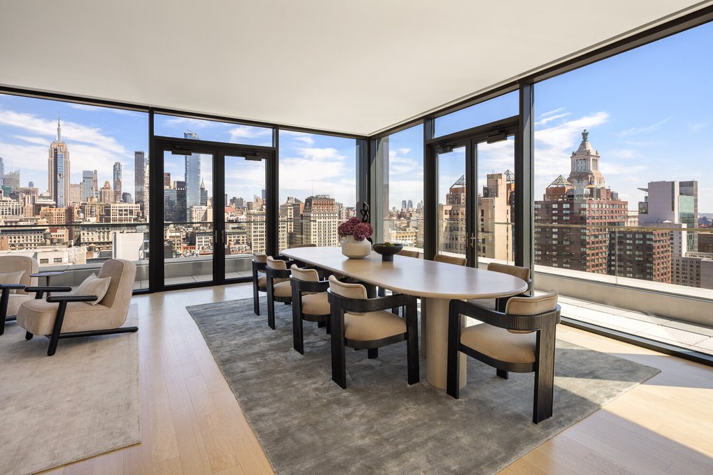 21 East 12th Street, Unit PHA photo 4