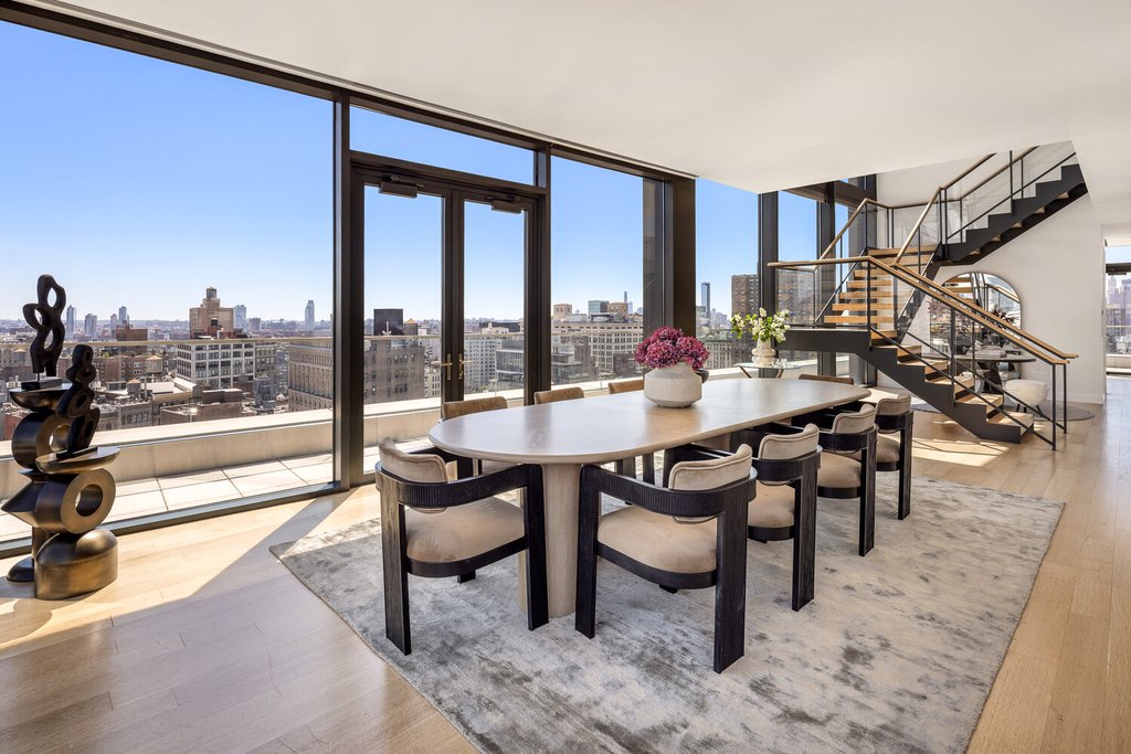 21 East 12th Street, Unit PHA photo 5