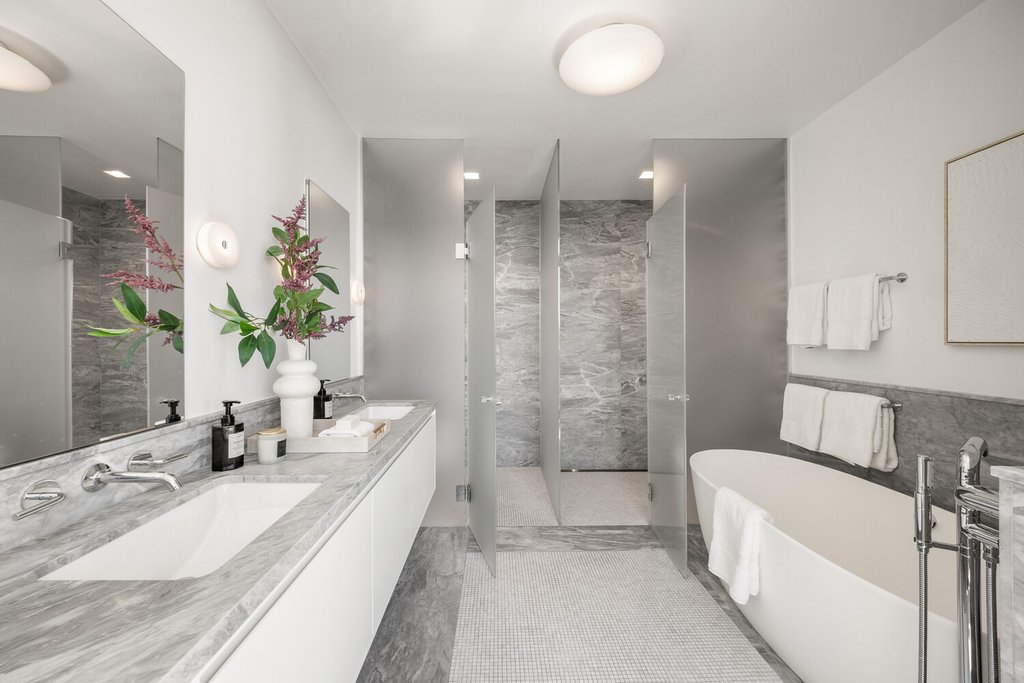 21 East 12th Street, Unit PHA photo 17