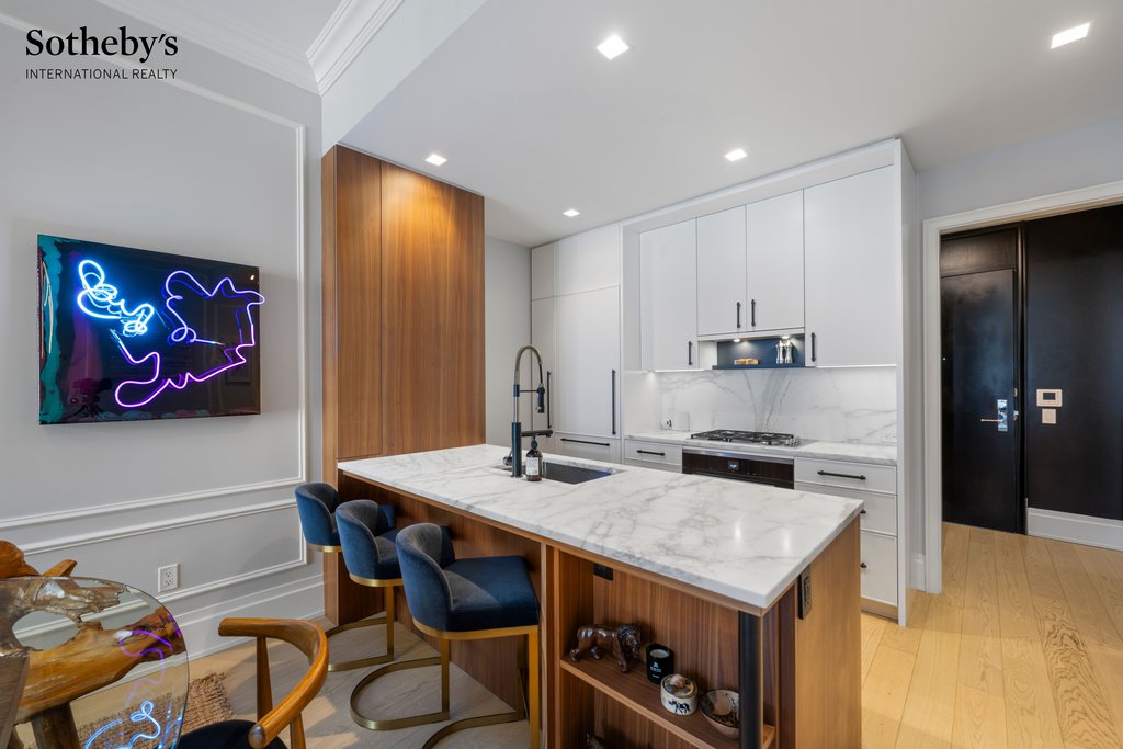 25 Park Row, Unit 7C photo 4