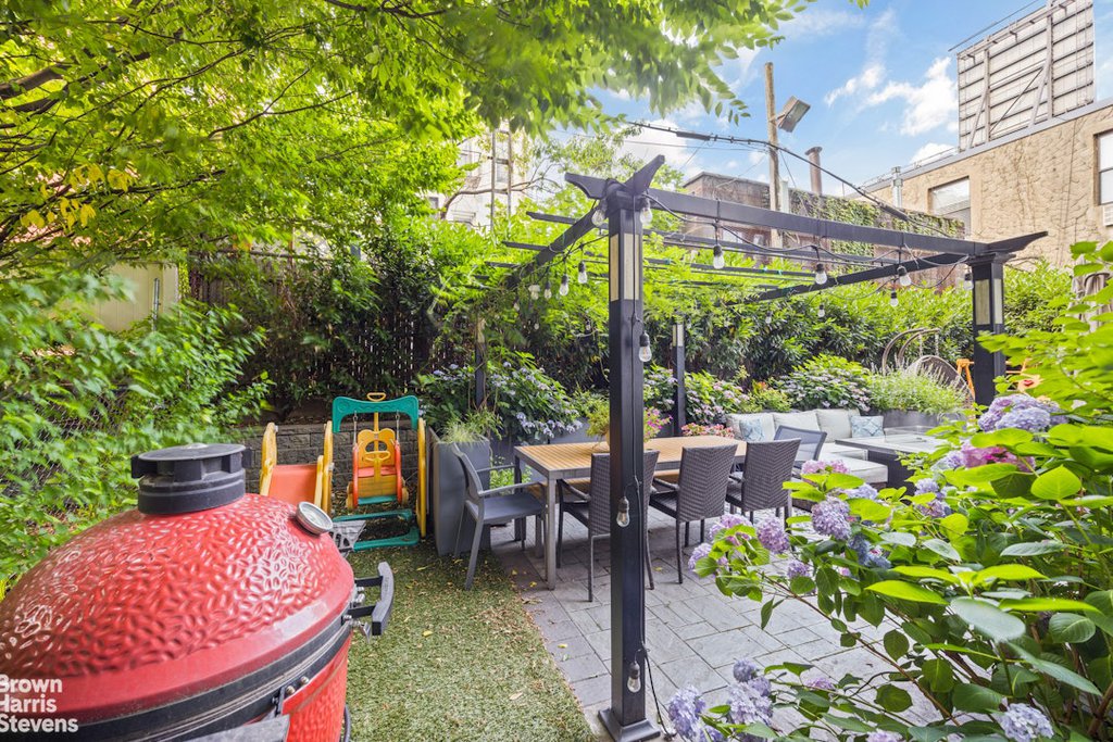 5-49 Borden Avenue, Unit 2B photo 23