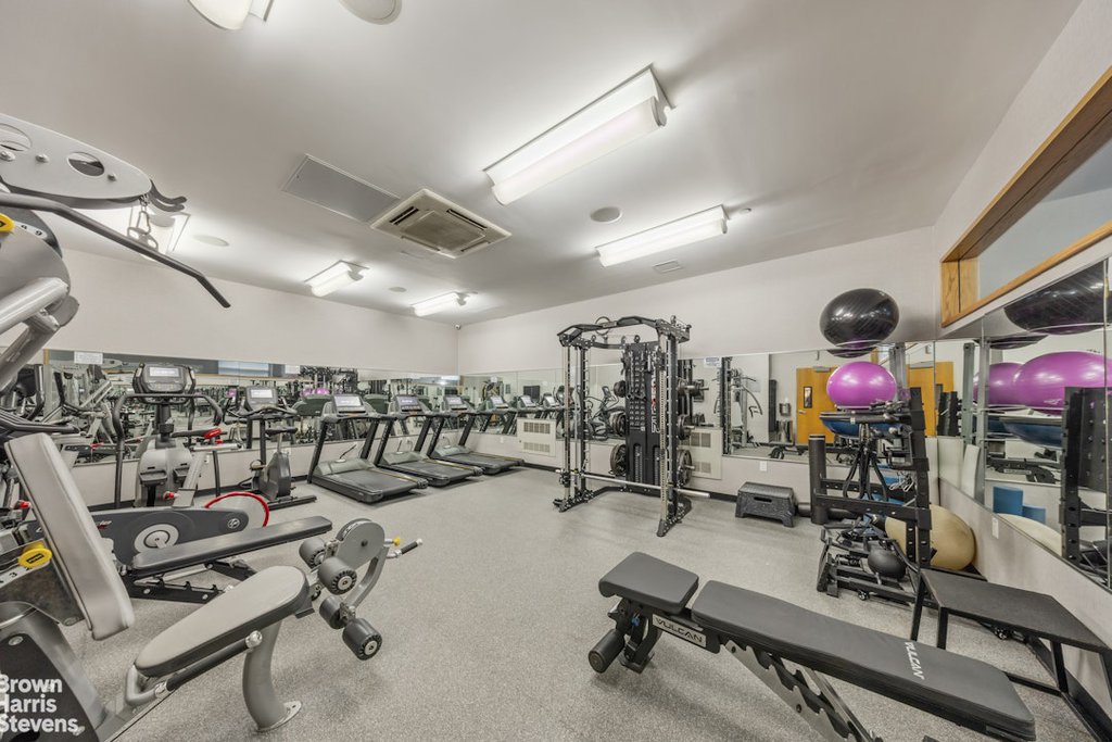 5-49 Borden Avenue, Unit 2B photo 41