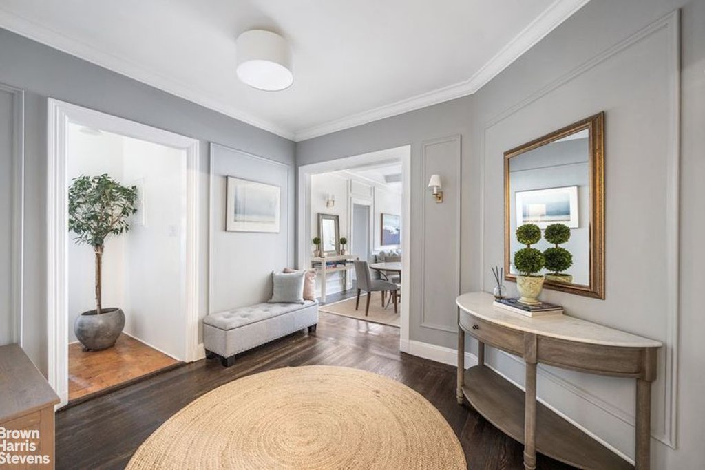 1349 Lexington Avenue, Unit 8G photo 2