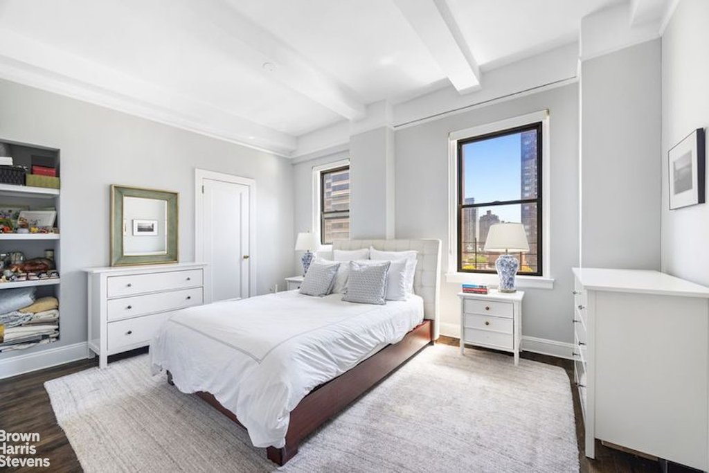 1349 Lexington Avenue, Unit 8G photo 4
