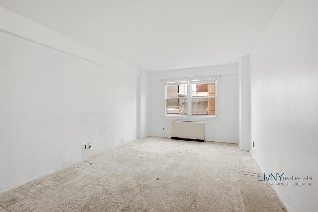 520 East 76th Street, Unit 11H photo 15