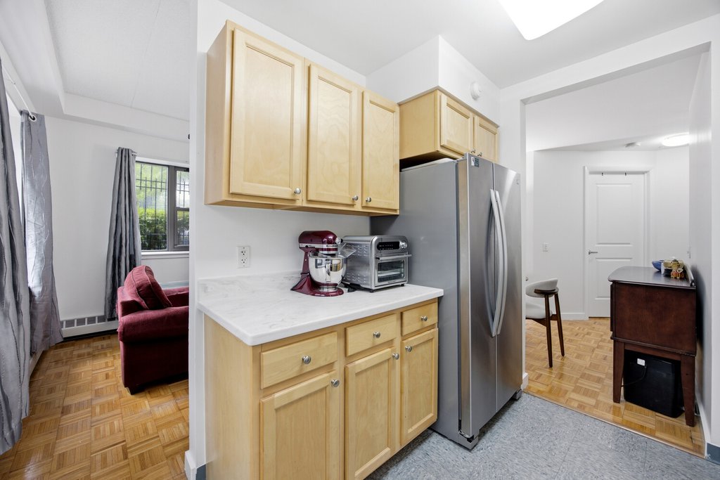 118 Schenectady Avenue, Unit 109 photo 11
