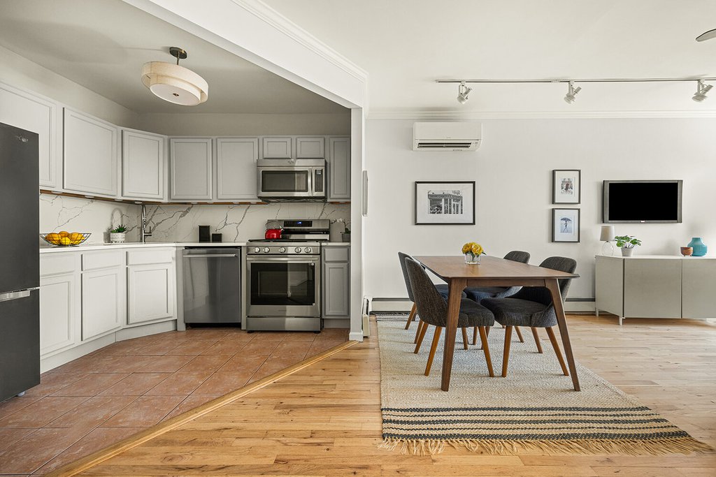 593 17th Street, Unit 3R photo 5