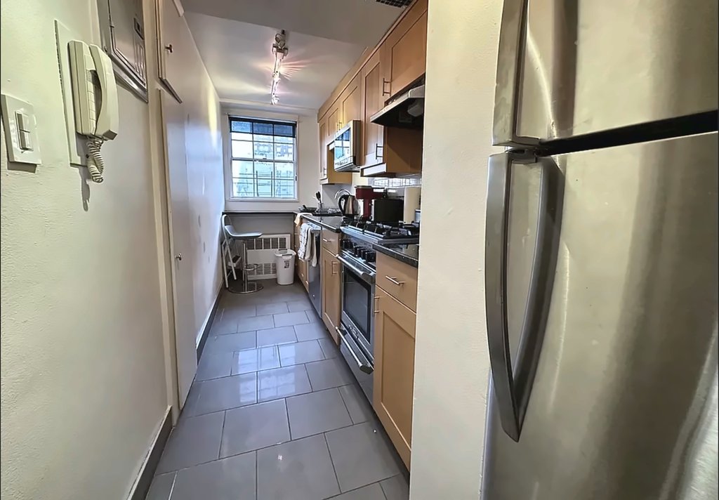 120 East 90th Street, Unit 10G photo 7