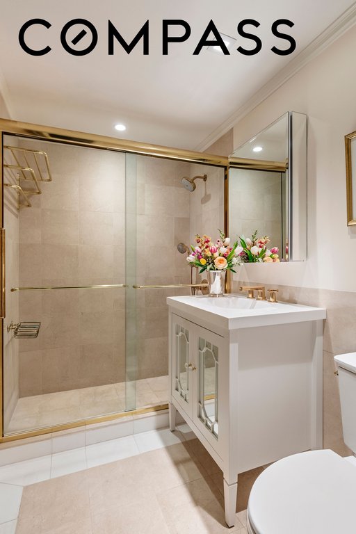 10 East 70th Street, Unit 3A photo 7
