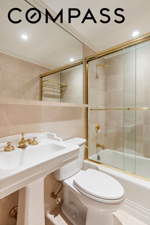 10 East 70th Street, Unit 3A photo 9