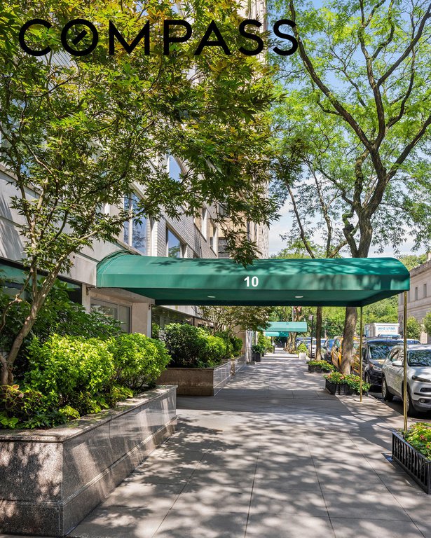 10 East 70th Street, Unit 3A photo 13