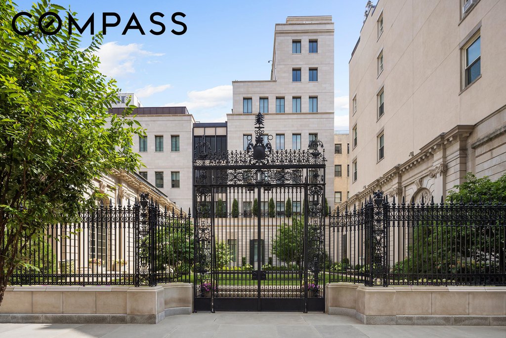 10 East 70th Street, Unit 3A photo 16