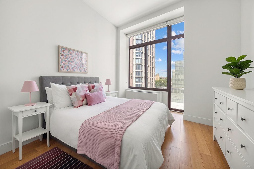 96 Rockwell Place, Unit 8C photo 8