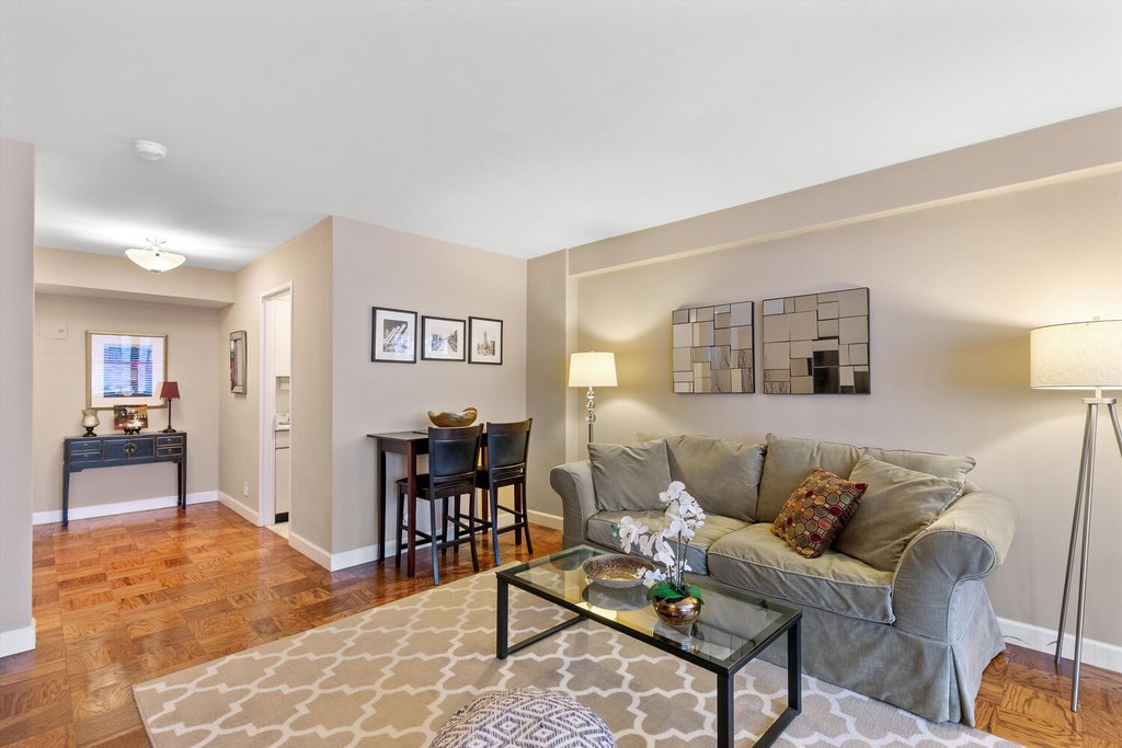 225 East 57th Street, Unit 9N photo 2