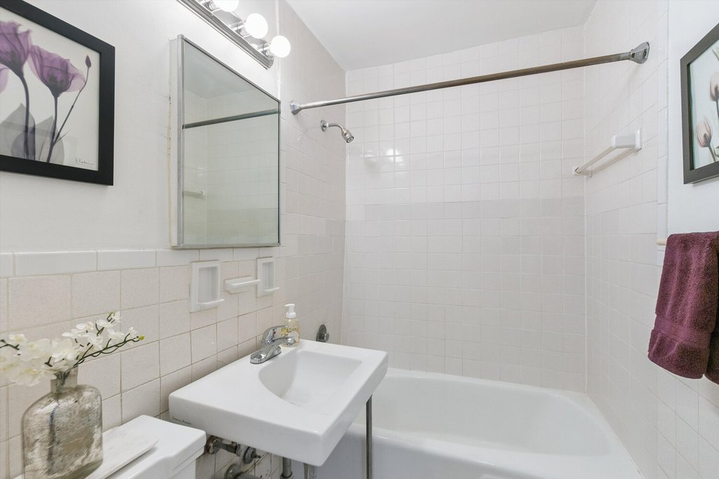 225 East 57th Street, Unit 9N photo 5