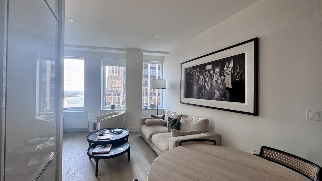 55 Broad Street, Unit 2806 photo 4