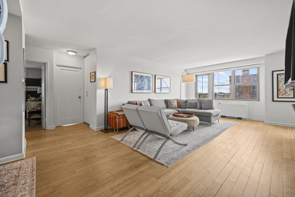 2500 Johnson avenue, Unit 11P photo 2