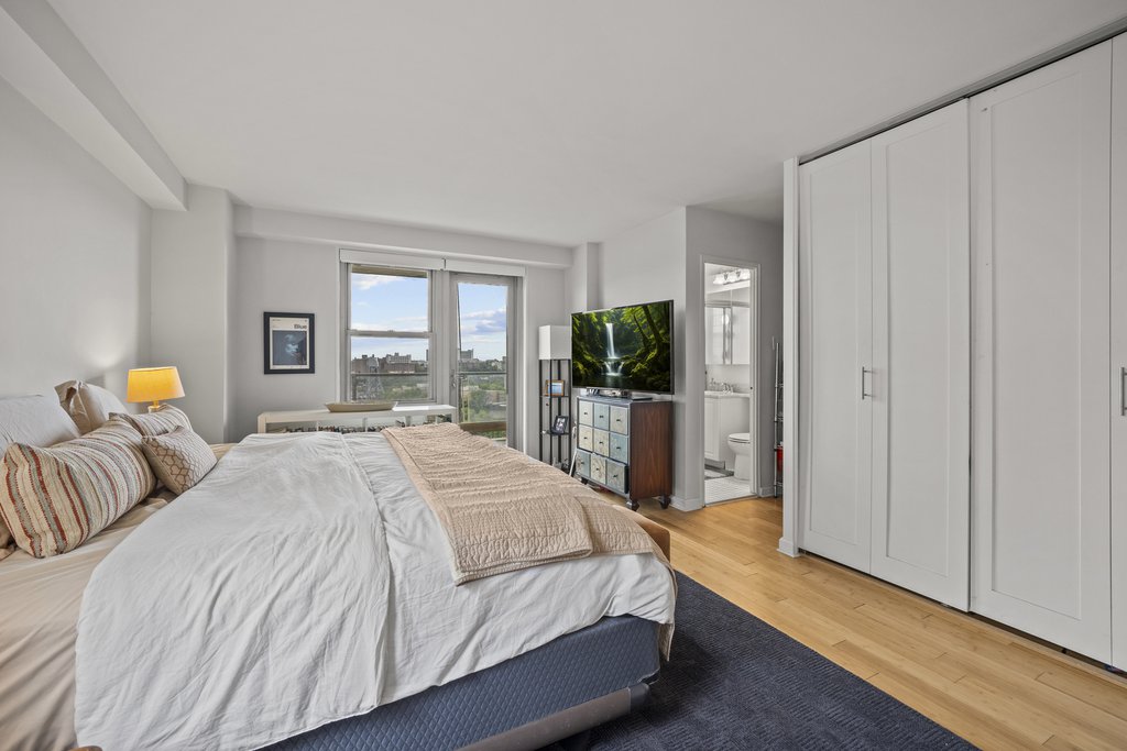 2500 Johnson avenue, Unit 11P photo 12