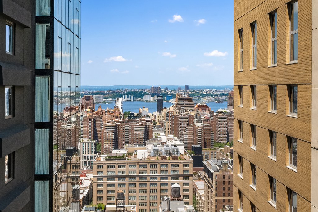 101 West 24th Street, Unit 36A photo 8