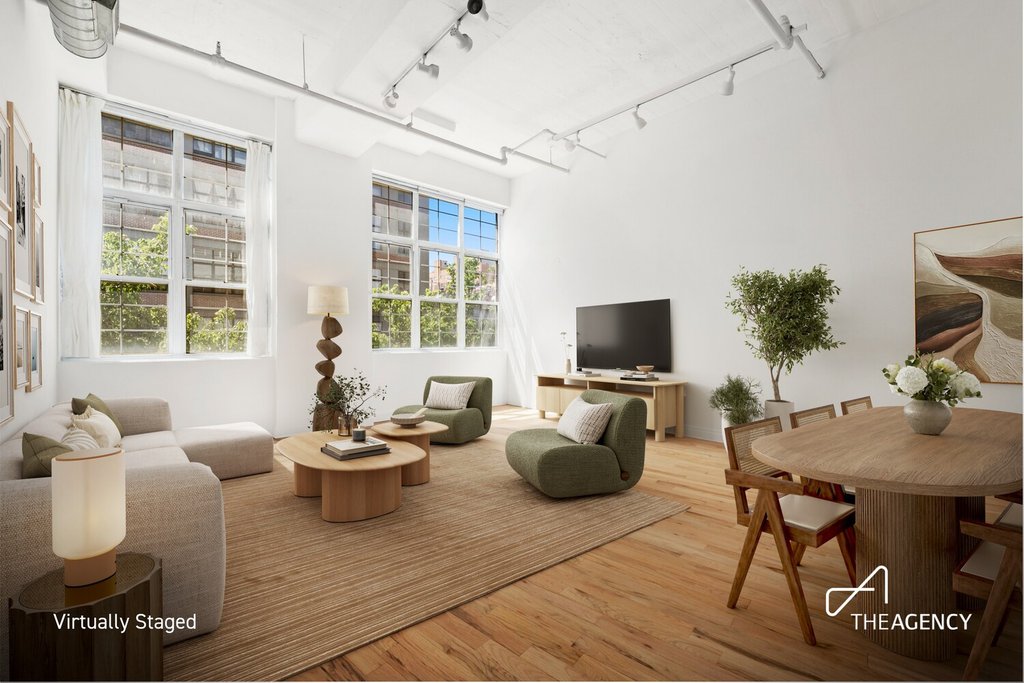 689 Myrtle Avenue, Unit 2E photo 2