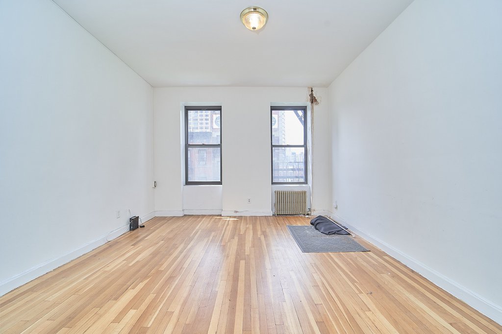 353 West 44th Street, Unit 4A photo 3