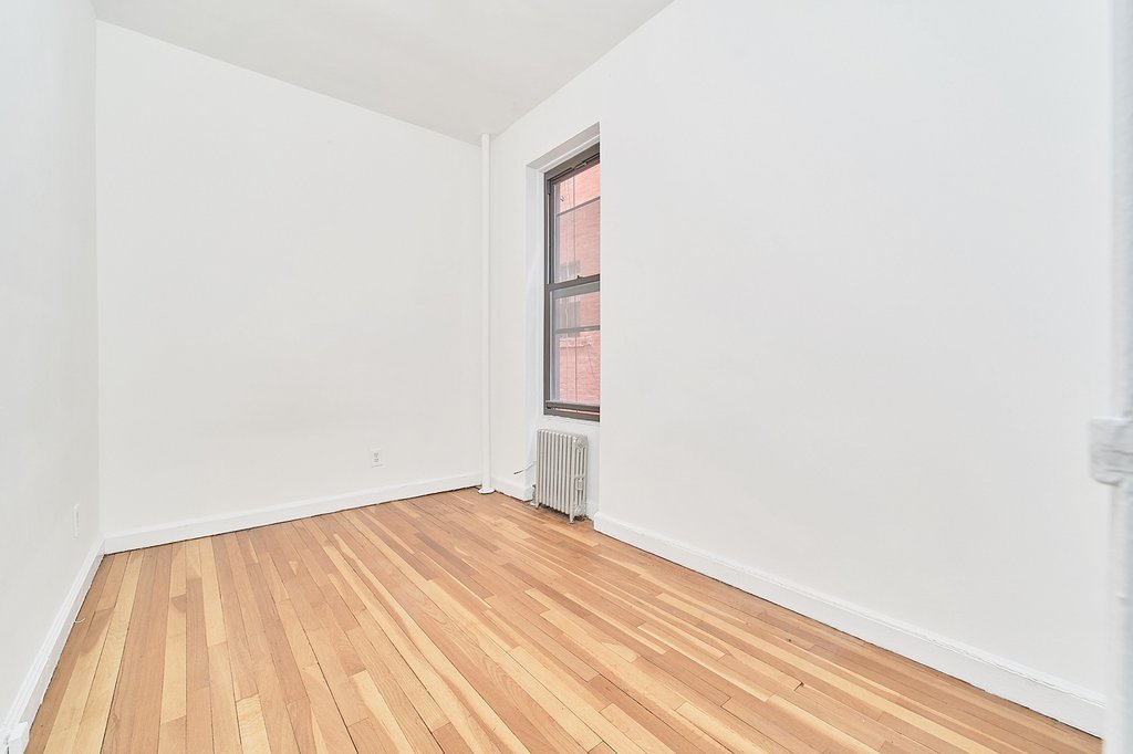 353 West 44th Street, Unit 4A photo 4