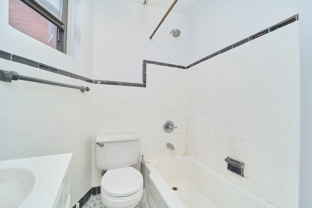 353 West 44th Street, Unit 4A photo 9