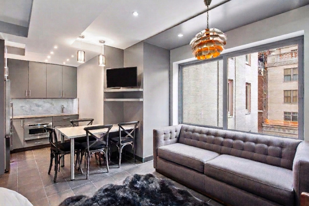 106 Central Park South, Unit 15O photo 2