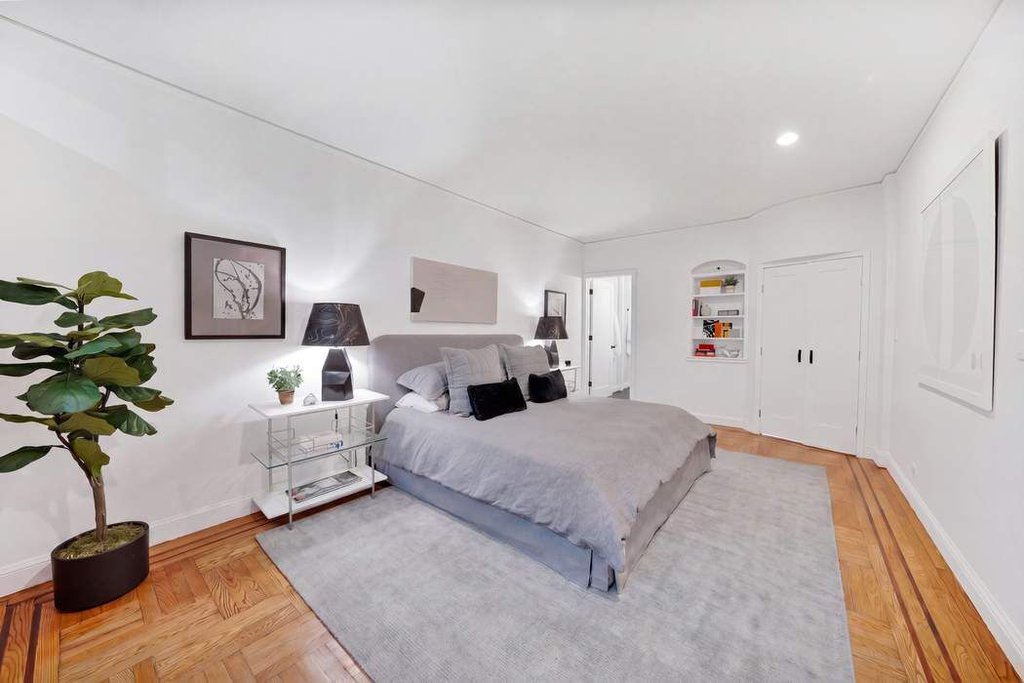 25 Minetta Lane, Unit 1JK photo 4