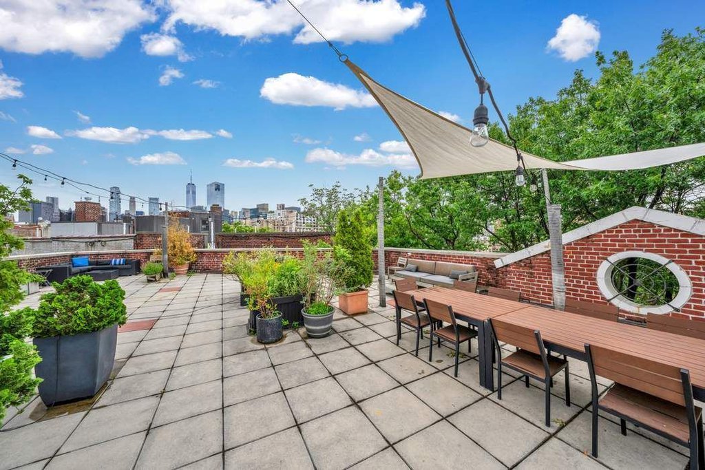 25 Minetta Lane, Unit 1JK photo 8