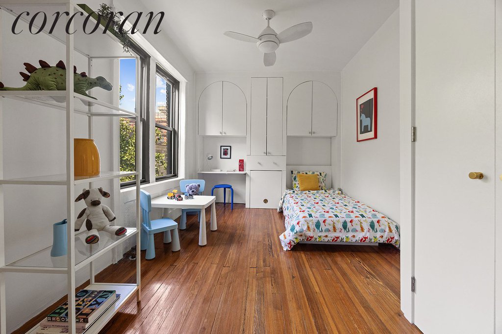 251 Pacific Street, Unit 17 photo 4