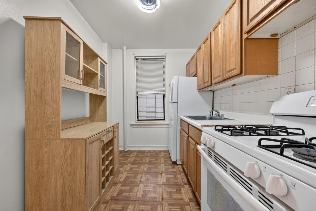 1200 Woodycrest Avenue, Unit 2C photo 9