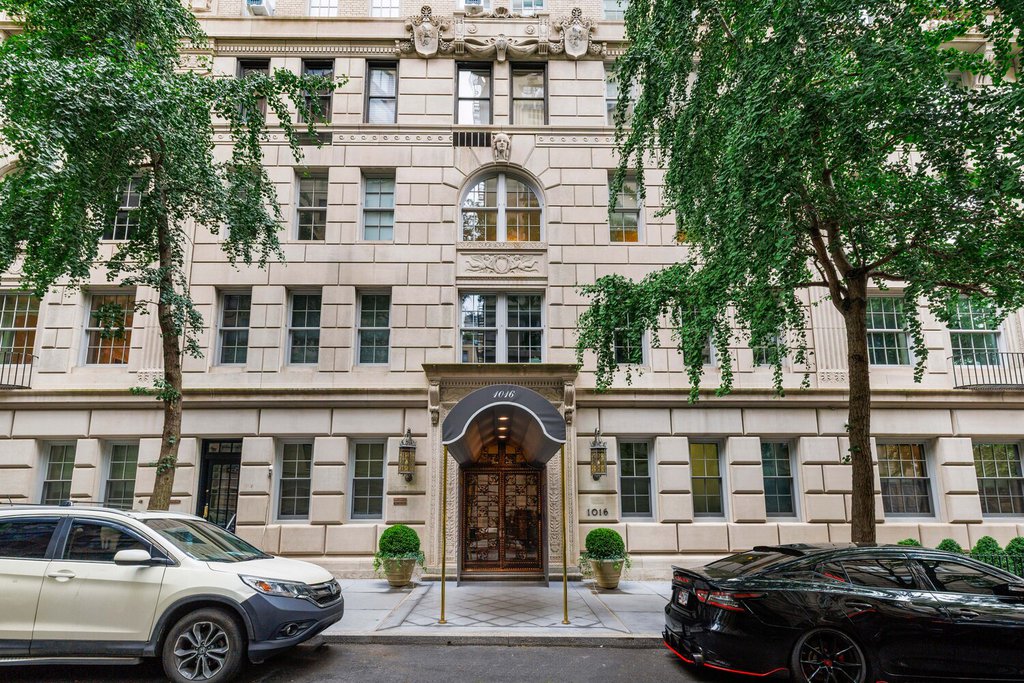 1016 Fifth Avenue, Unit 14B photo 13