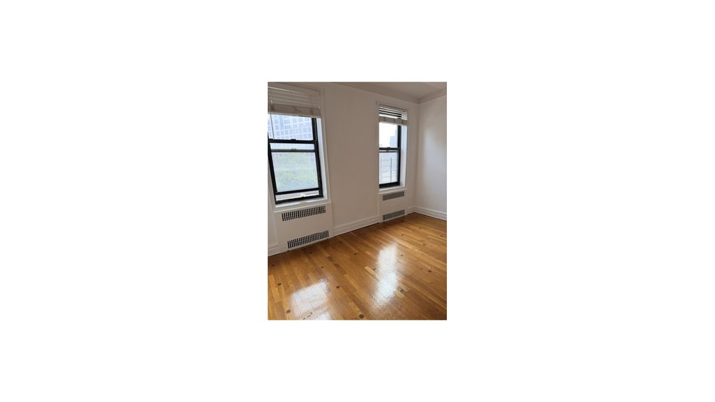 3220 Avenue H, Unit 4H photo 2