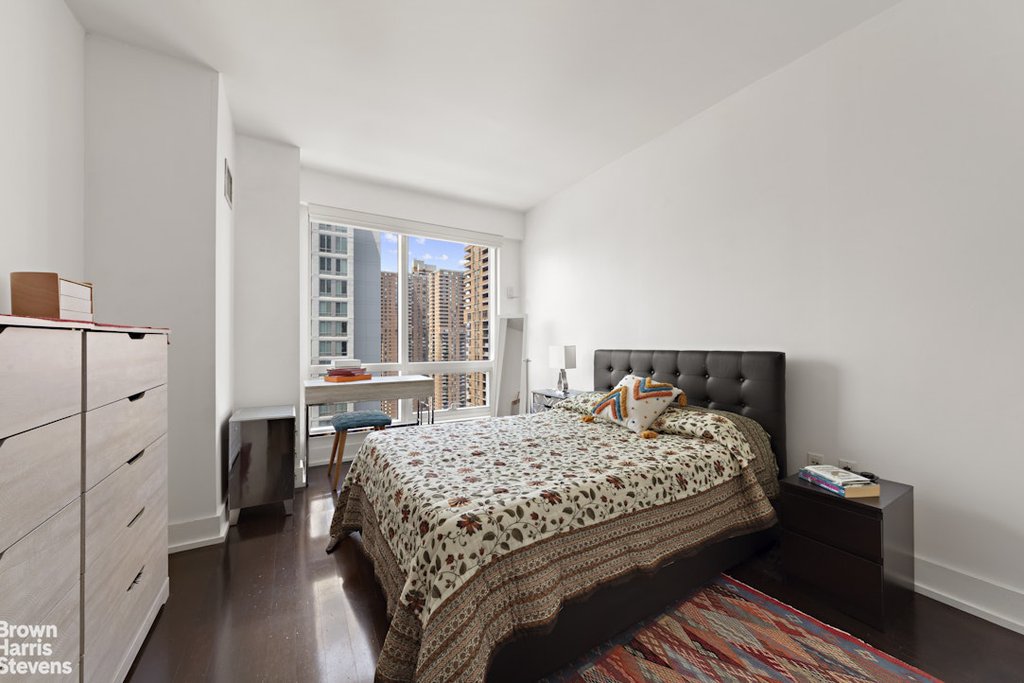 350 West 42nd Street, Unit 24A photo 5