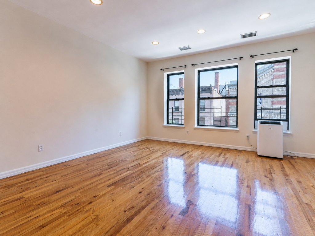 216 West 132nd Street, Unit 3