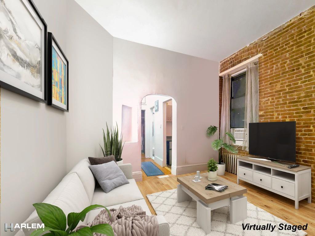 342 West 56th Street, Unit 1E photo 2