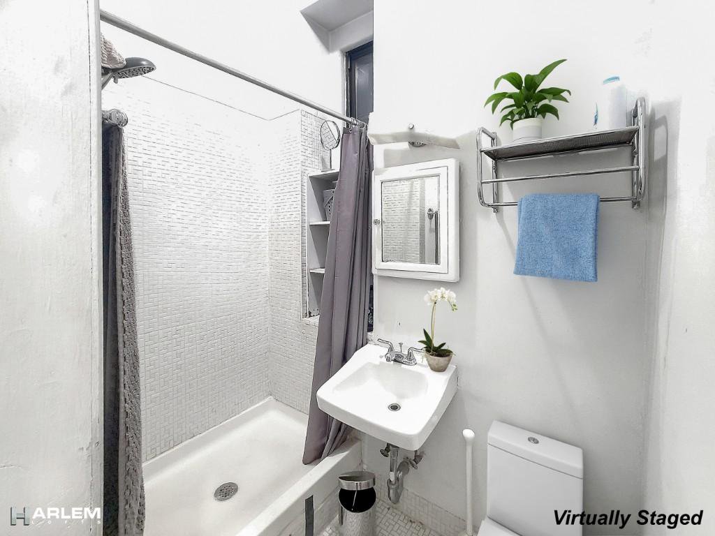342 West 56th Street, Unit 1E photo 3