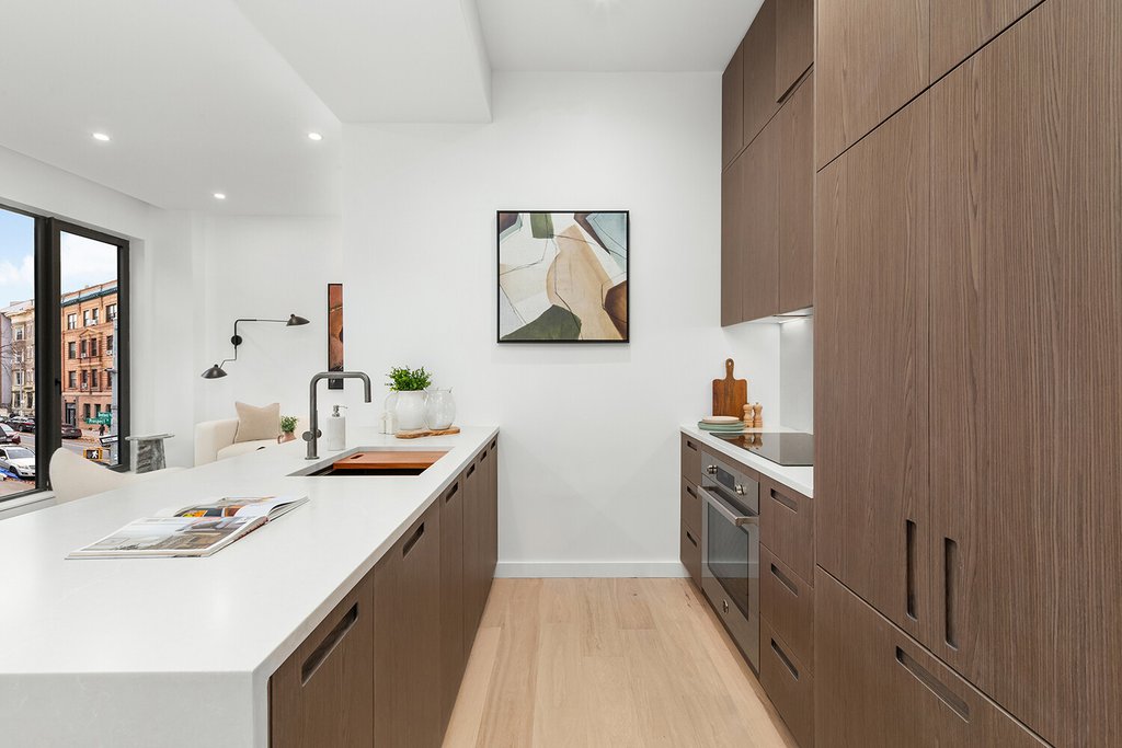 701 Prospect Place, Unit 601 photo 2