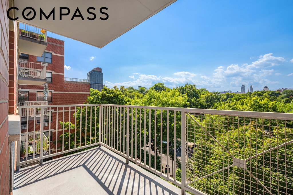 1919 Madison Avenue, Unit 613