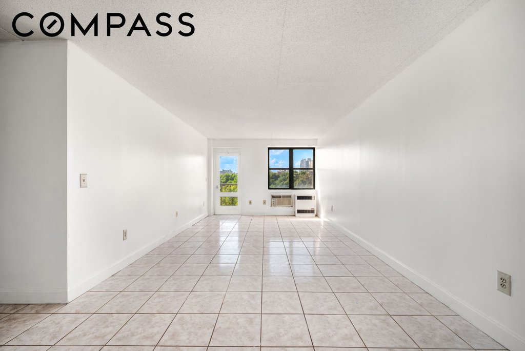1919 Madison Avenue, Unit 613 photo 5