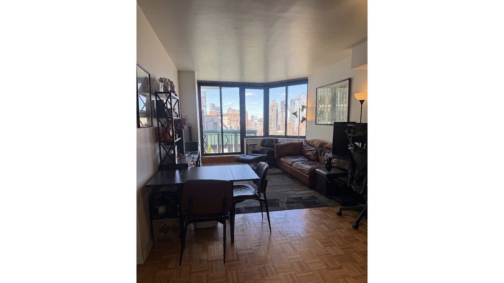 303 East 60th Street, Unit 18F
