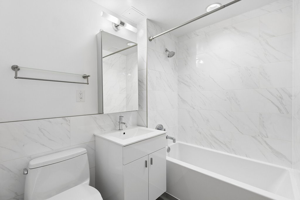 171 West 131st Street, Unit 619 photo 5