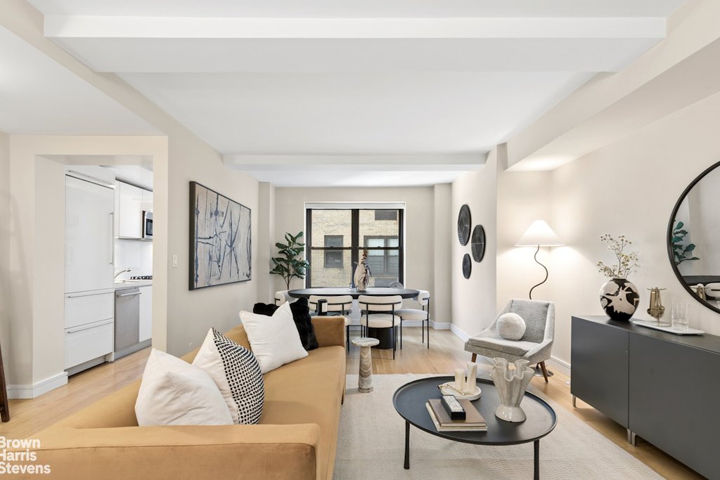 230 Riverside Drive, Unit 4B