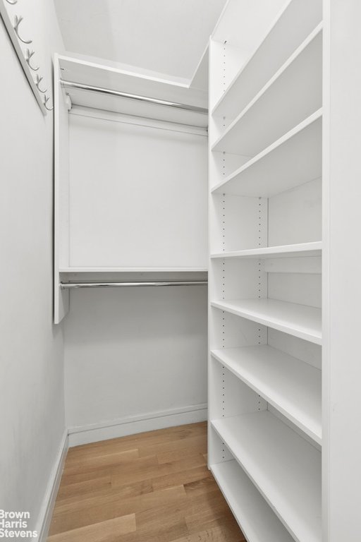 230 Riverside Drive, Unit 4B photo 10