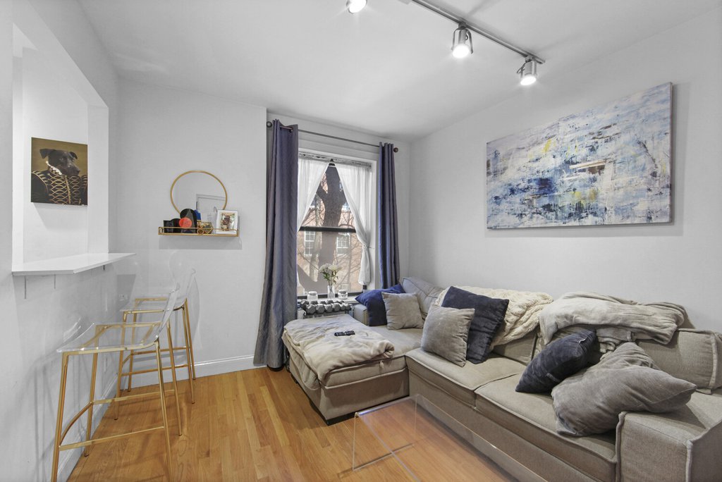 55 Barrow Street, Unit 5