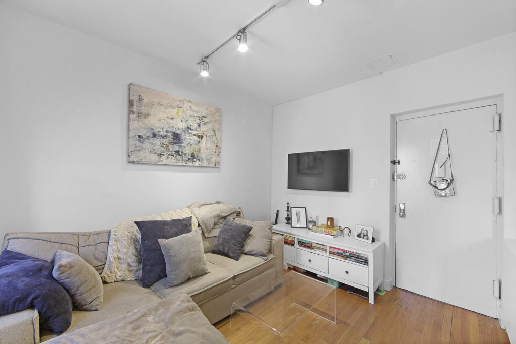 55 Barrow Street, Unit 5 photo 2